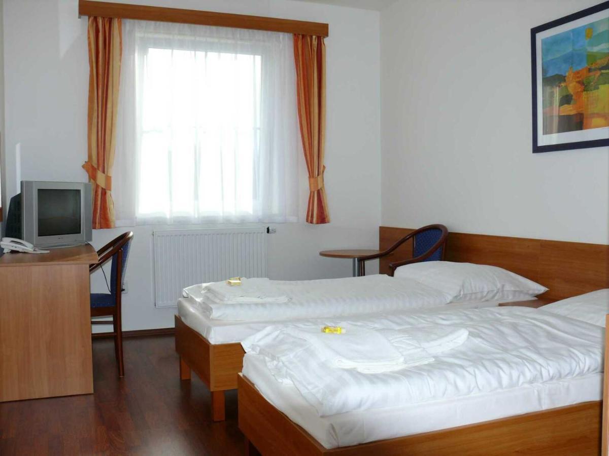 Hasicsky Hotel Přibyslav Exterior foto